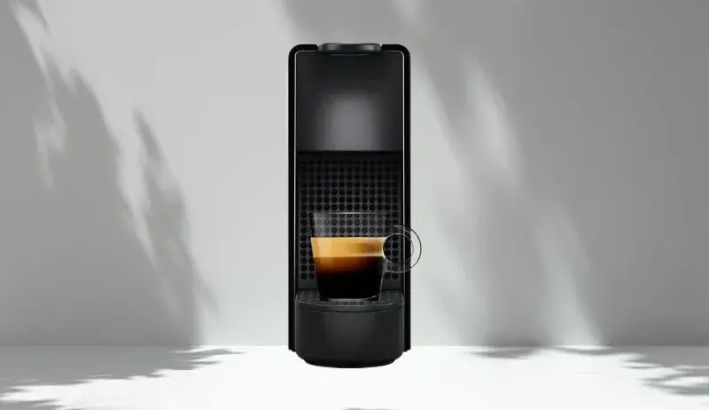 Cafeteira Nespresso Essenza Mini