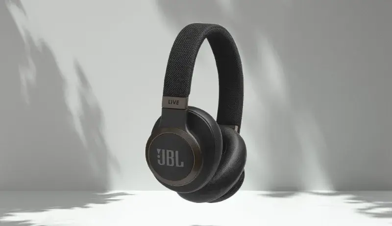 JBL Live 650BT